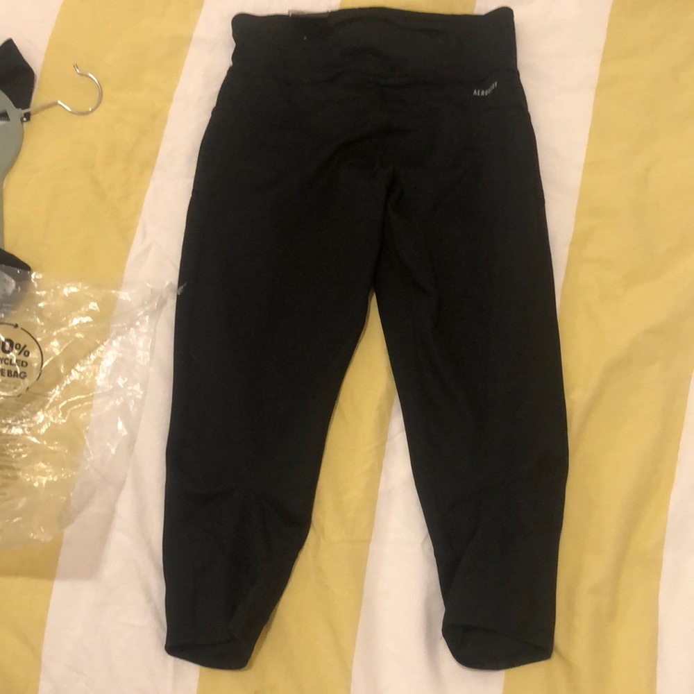NWT Adidas 3/4 leggings